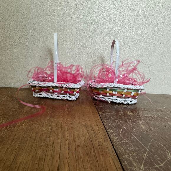 Set of two MINIATURE Woven Wicker Painted Easter Baskets Pink Grass Decor - Picture 8 of 9